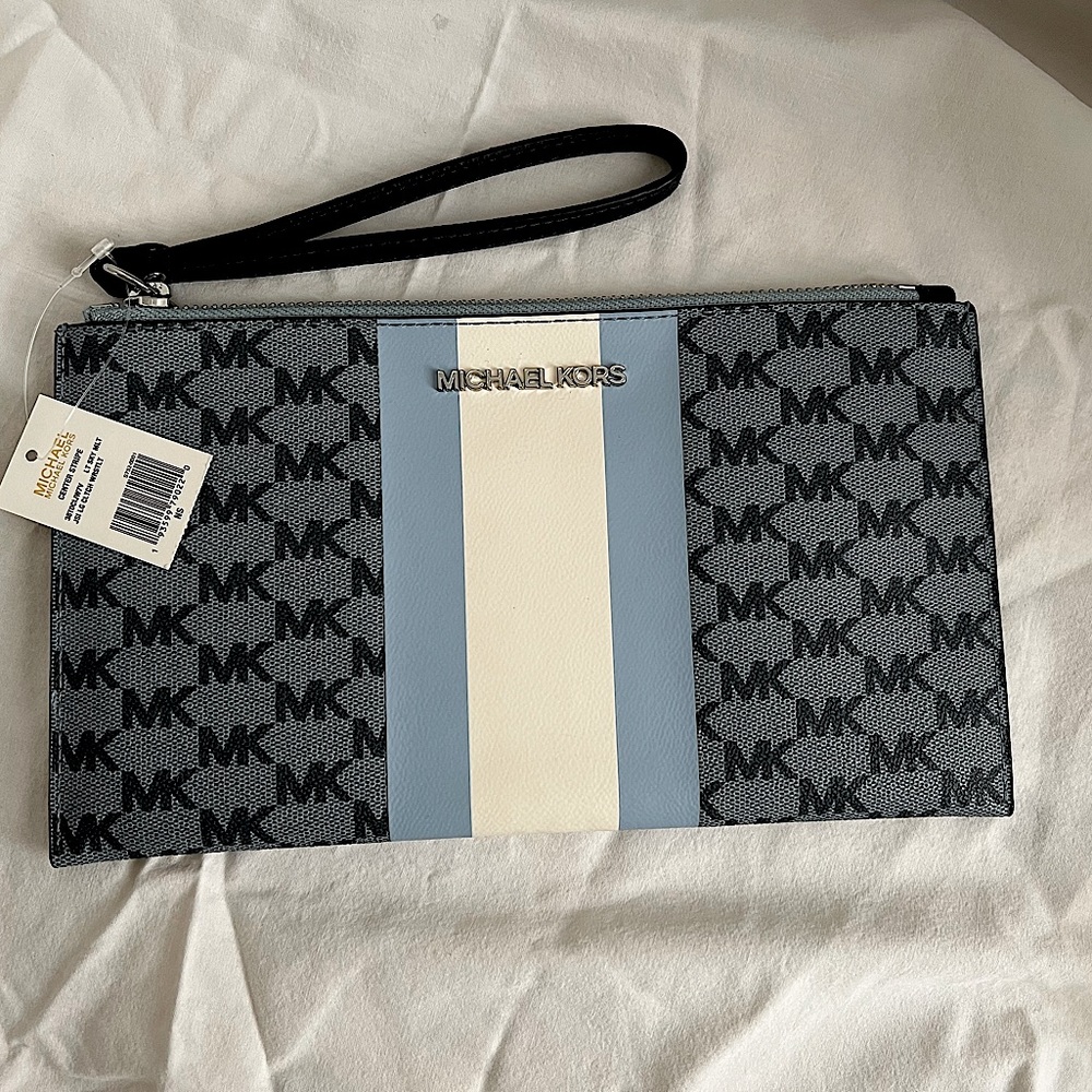 Michael Kors -Brand New- Center Stripe Wristlet